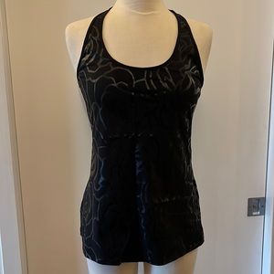 NWOT Fabletics black tank with black tonal abstract floral pattern